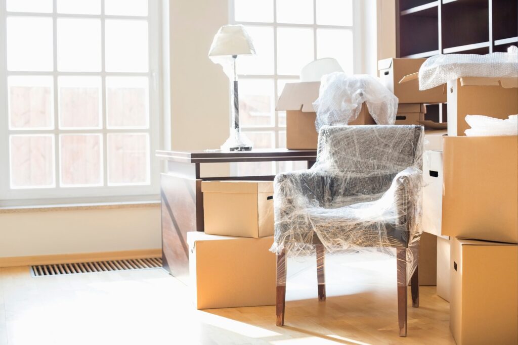 5 Tricks Man and Van Use to Move Heavy Furniture